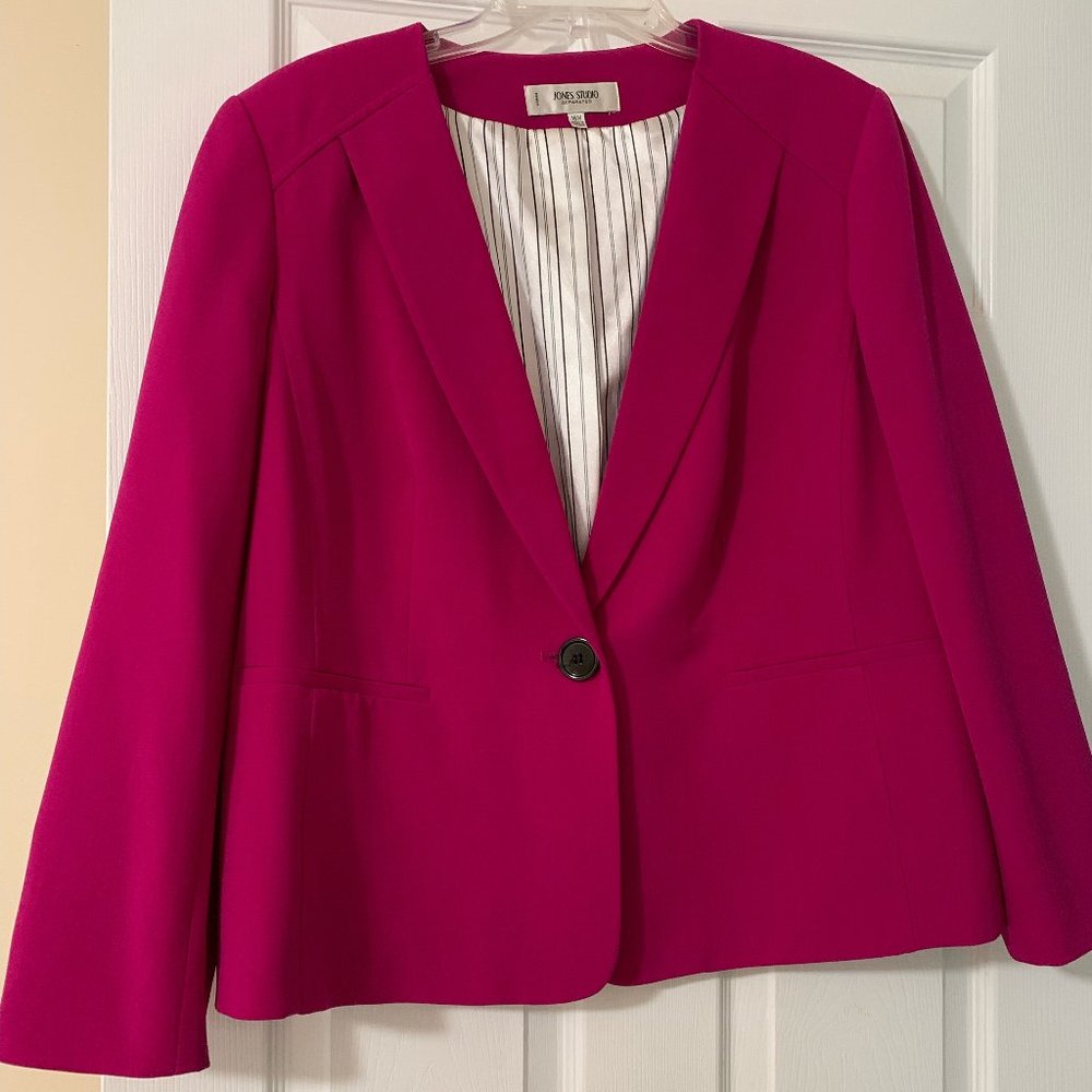 Jones Studio Pink Blazer